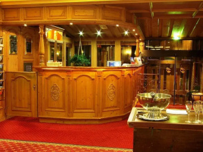 Hotel Alpenhof