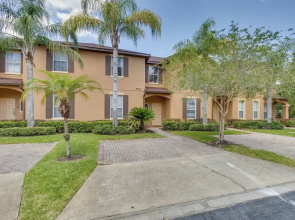9 Mi to Disney: Regal Palms Townhome w/ Patio!