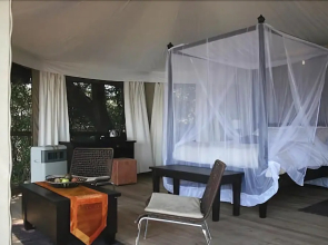 Taranga Safari Lodge