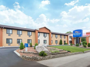 Baymont Inn & Suites Waukesha