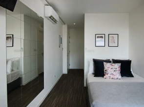 Phaedrus Living Luxury Suite Nicosia 504