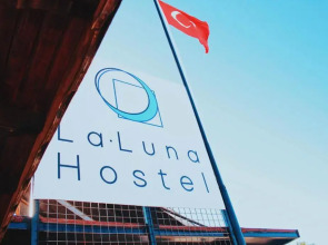 La Luna Hostel