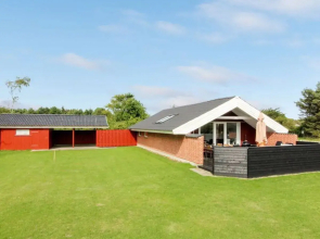 "Halli" - 700m from the sea in NW Jutland