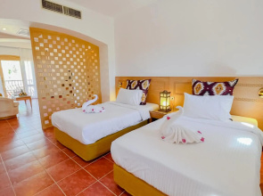 Tamra Beach Resort