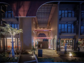 79 Beach Club and Resort Samui