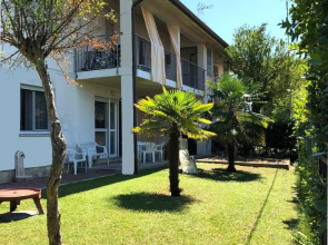 Comfortable Villa Near the Beach