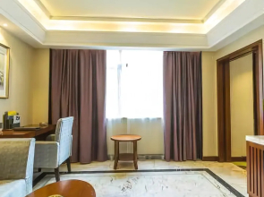 Hengyang Mucun Holiday Hotel