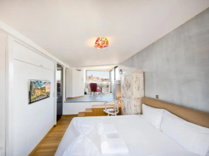 Topfloor stylish apartment with Acropolis view!