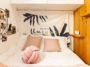Hard Candy Apartment No.18