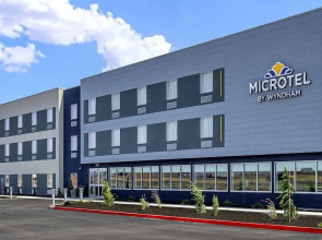 Microtel Inn & Suites By Wyndham George