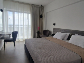 Navarria Hotel