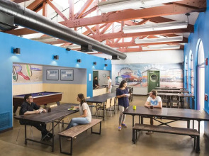 HI Los Angeles Santa Monica Hostel