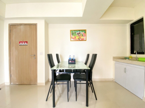 Spacious 2Br With Extra Room At Meikarta Apartment
