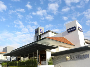 Hotel Horizon and Convention Center