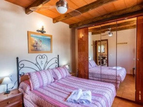Casa Gonzalez Villanueva de la Concepcion by Ruralidays