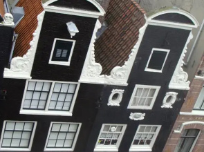 Brem's Apartments