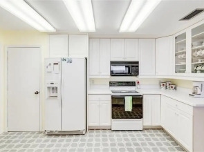 S-141 Damficare 3 Bedroom Home by Redawning