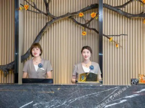 Myseason Hotel