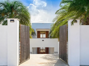 Villa Tasha