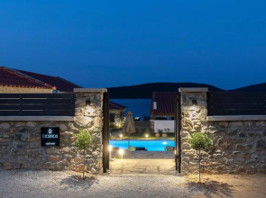 Lichnos Luxury Suites