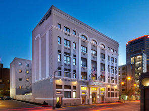 Courtyard by Marriott Columbus Downtown