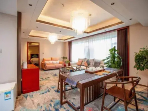 Hetang Yuese Holiday Hotel