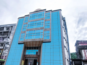 OYO 14737 LG Towers