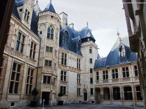 L'Oustal