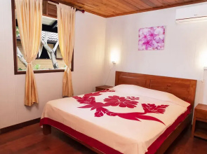 Moorea Golf Lodge