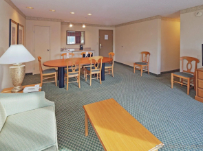 Country Inn & Suites by Radisson, Montgomery East, AL