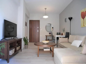 Porto Plaza City Center Apartment AC/Wifi