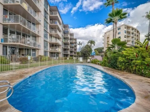 Kamaole Nalu, #603 2 Bedroom Condo by RedAwning