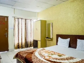 Resort Hirak Jayanti