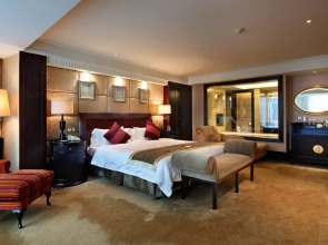 Royal Mediterranean Hotel