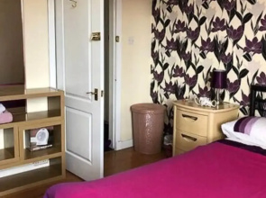 Central Falkirk 3 Bedroom Apartment