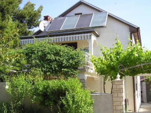 Apartments Pimpinella