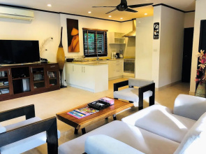 Beachfront Resort Villa Fleur w Private Pool at Only 20 Meters From Beach