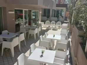 Hotel Little