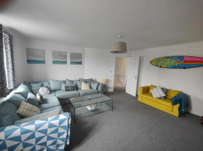 Beach Break Aberavon Holiday Home by the Sea