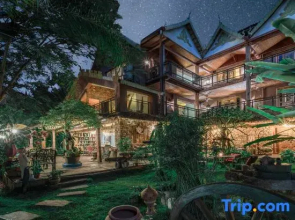 Hidden Garden Inn