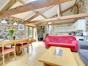 Holiday Home Round Robin