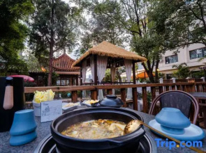 Gefei VX Hotel (North Square of Kunming Railway Station)