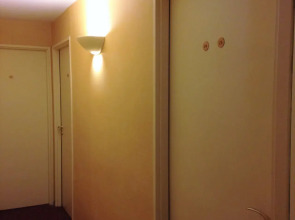 Отель Bellevue Paris Montmartre