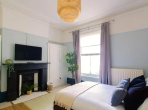 Fabulous apartment close to beach & attractions