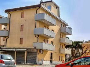Cosy Apartment With Balcony
