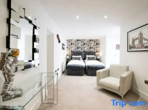 Your Apartment | Bristol Rowan Tree - No.2