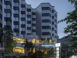 Almadera Hotel Makassar