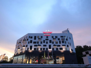 Hype Motorsports Hotel, Kuala Lumpur International Airport
