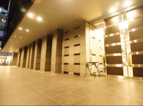 Hotel Live Max Yokohama Motomachi Ekimae