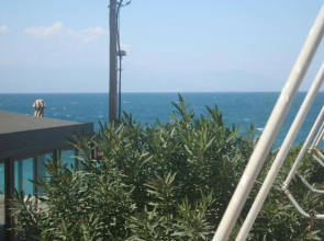 Sea view flat @ centre LOUTRAKI 1BR